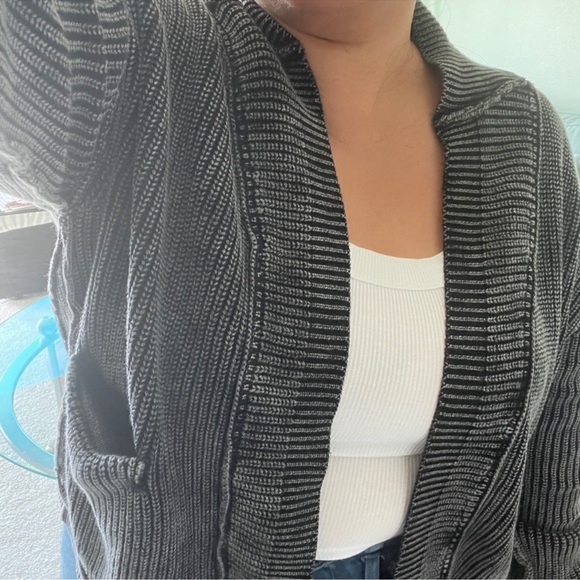 NWOT Lennox Cardi- Acid Wash Cardigan - Picture 6 of 8